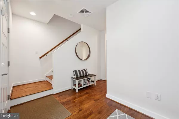 Philadelphia, PA 19147,1436 S LAWRENCE TER