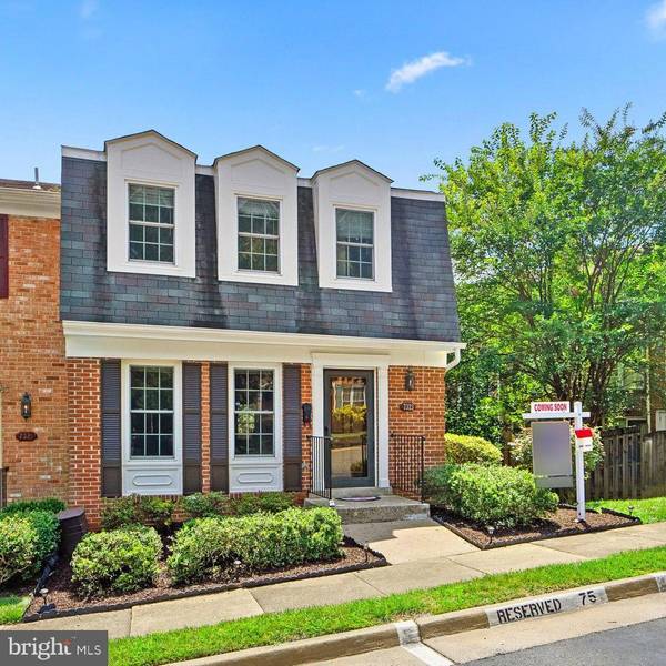 7323 ROCKFORD DR, Falls Church, VA 22043