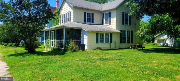 211 WALNUT ST, Pocomoke City, MD 21851