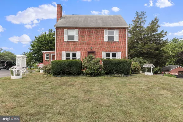 Falling Waters, WV 25419,155 HARMONY DR