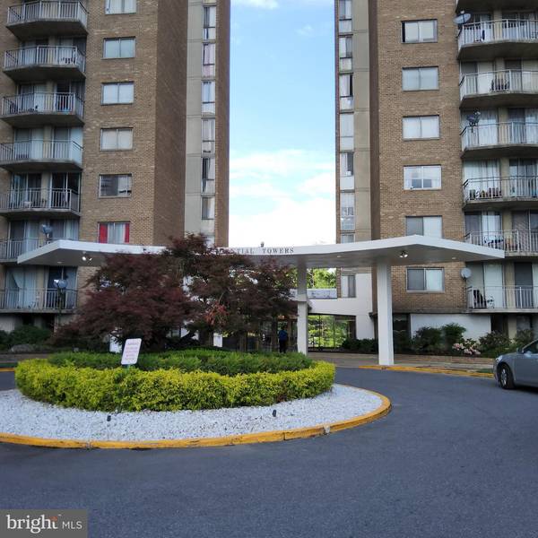 1836 METZEROTT RD #319, Adelphi, MD 20783