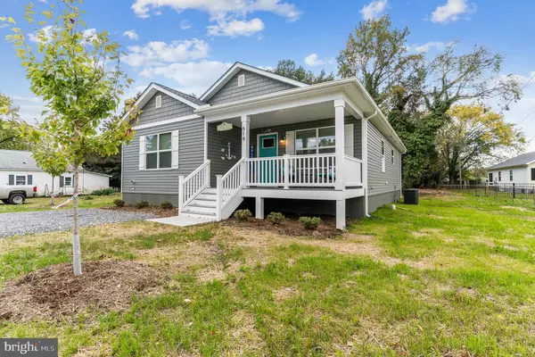 614 KINTZ ST, Colonial Beach, VA 22443