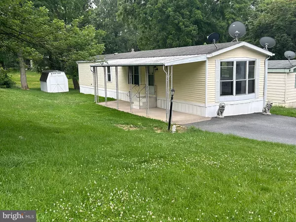 Carlisle, PA 17015,2 DOGWOOD CT