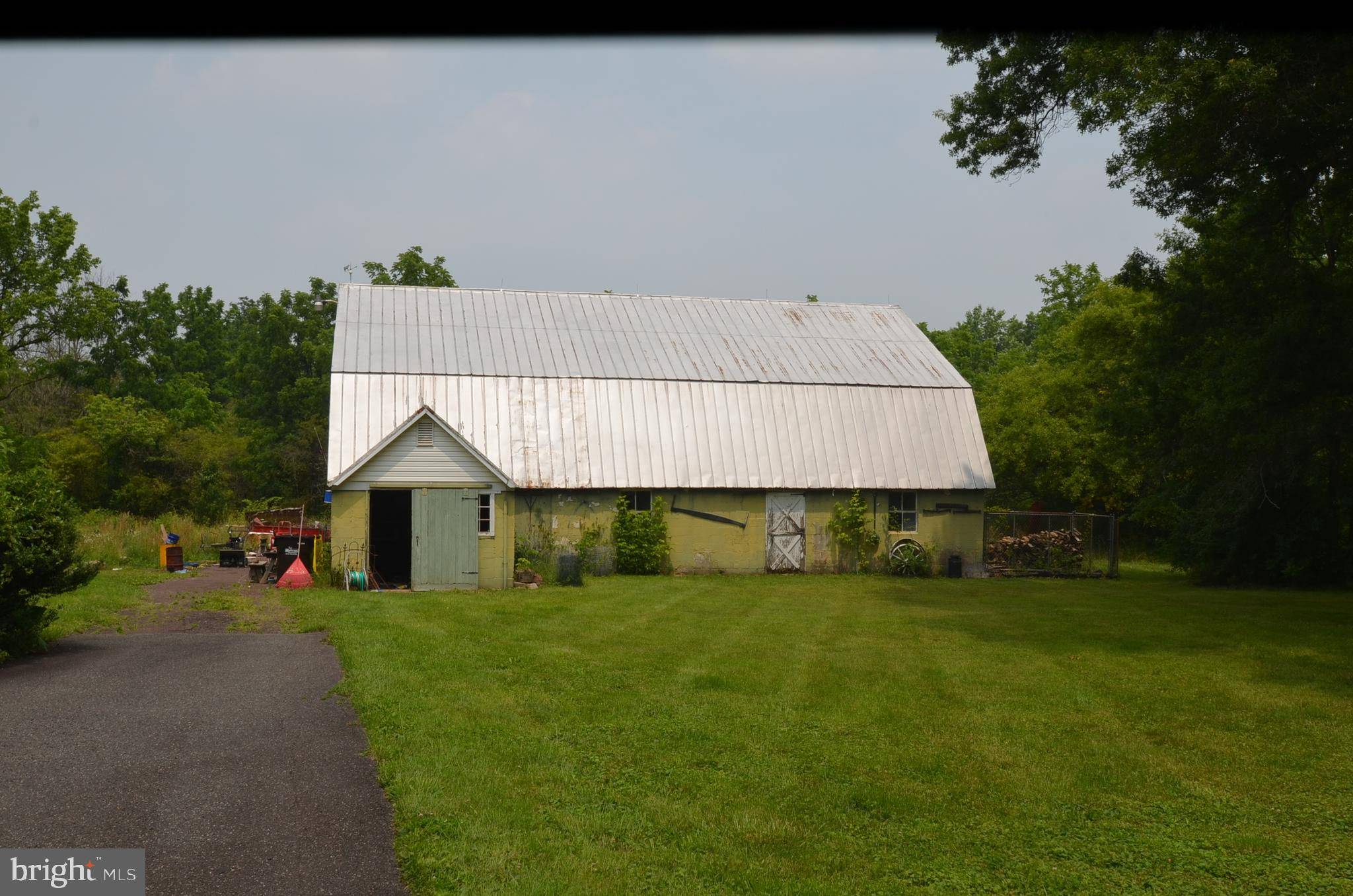 Harleysville, PA 19438,2490 KERR RD