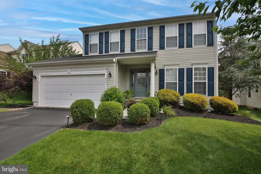 4523 DEEP GLEN WAY, Doylestown, PA 18902