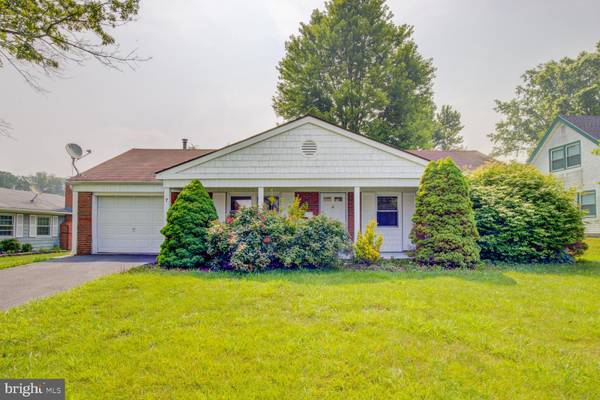 7 GUILD CT, Willingboro, NJ 08046