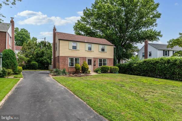 205 PICKWICK RD, Havertown, PA 19083