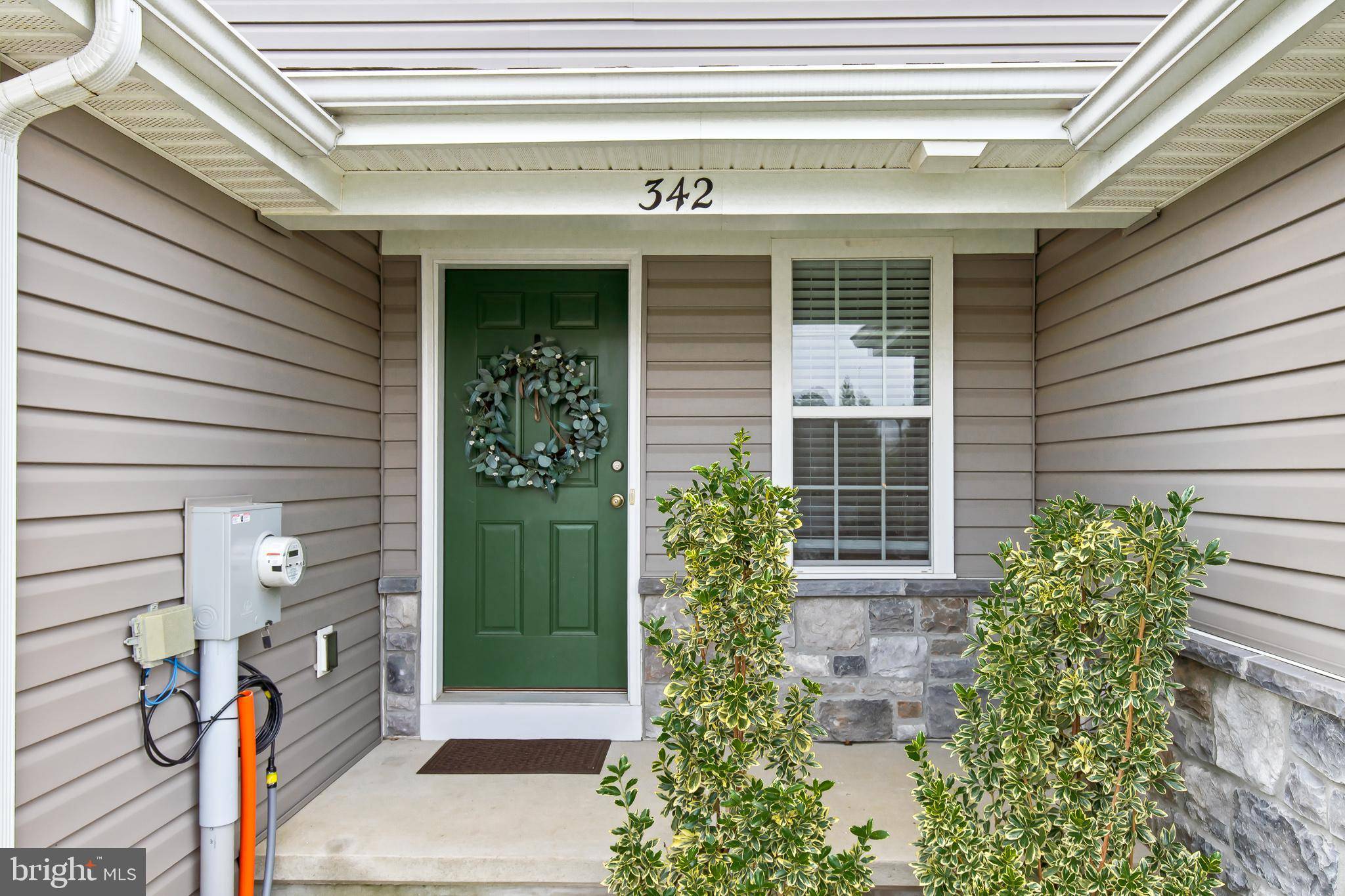 Manheim, PA 17545,342 CEDAR HOLW