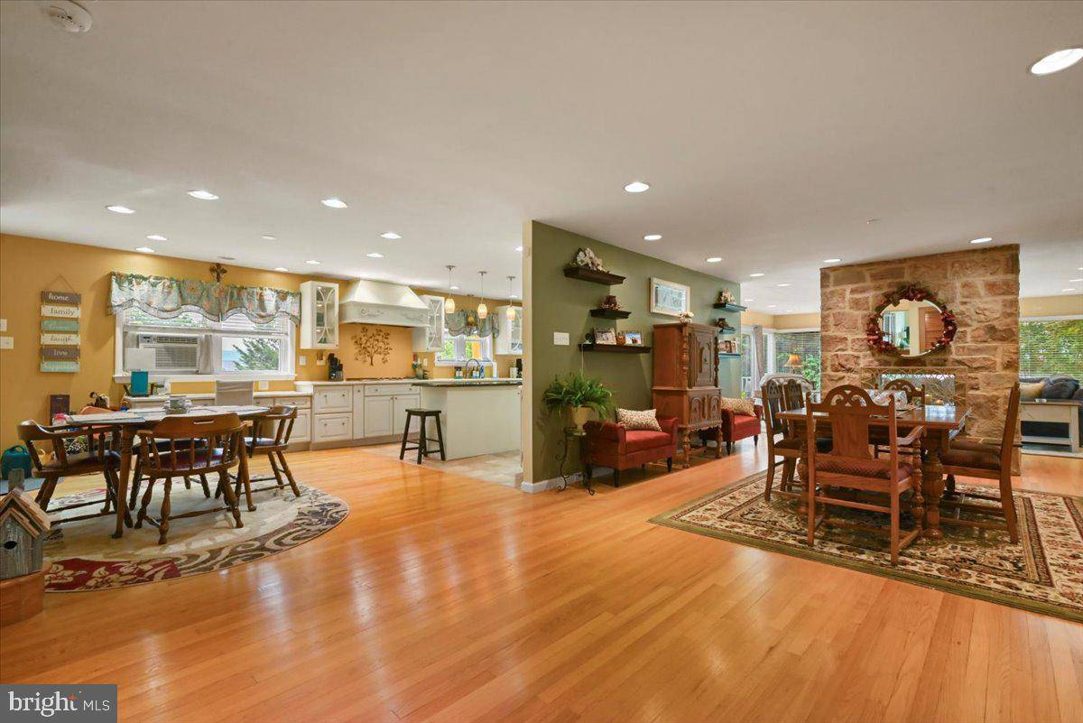 Lehighton, PA 18235,263 N 9TH ST