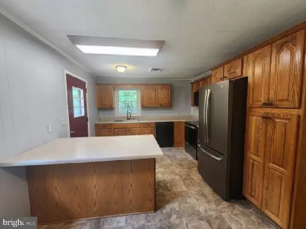 Louisa, VA 23093,2070 VAWTER CORNER RD