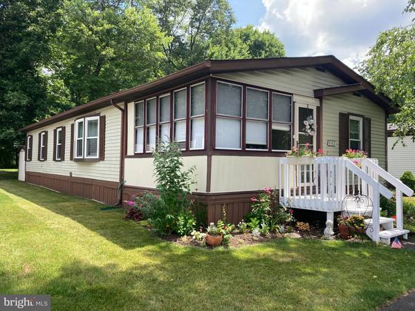 North Wales, PA 19454,502 WILLOW LN