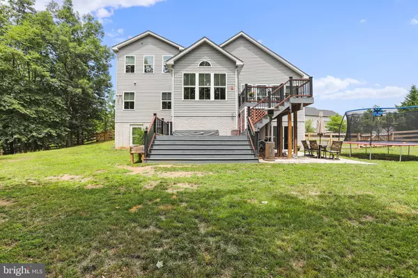 Falling Waters, WV 25419,97 TROUT RIVER TER