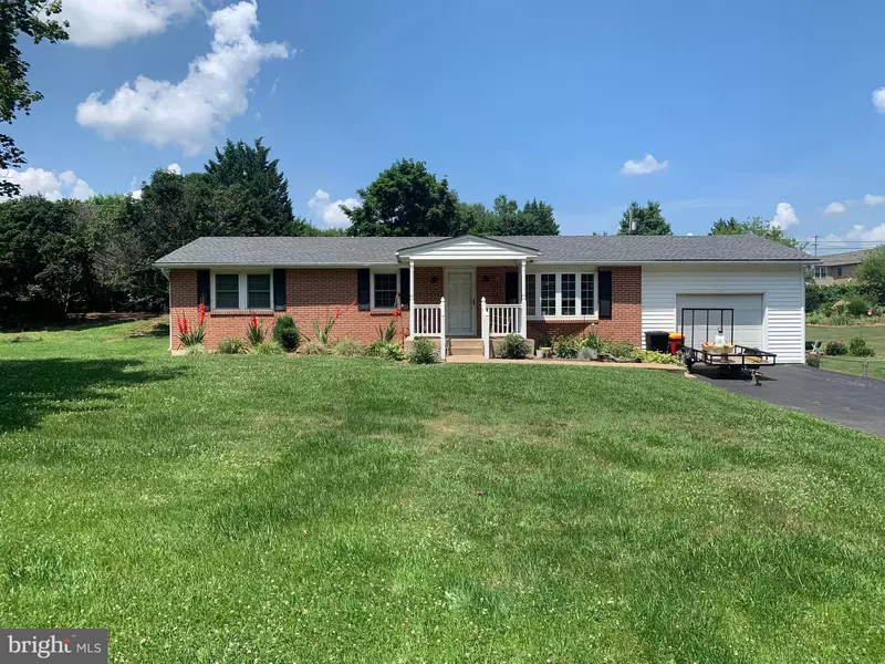 189 AZALEA DR, Charles Town, WV 25414