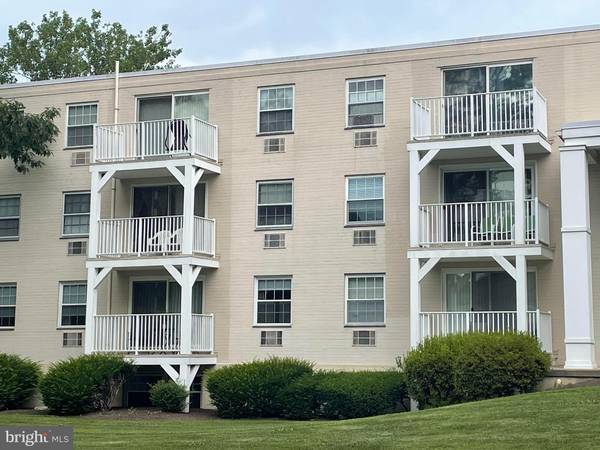 Lafayette Hill, PA 19444,250 RIDGE PIKE #CONDO 58