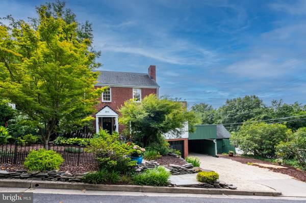 2815 S IVES ST, Arlington, VA 22202