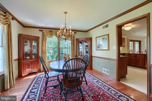 Harrisburg, PA 17112,581 JAMES DR