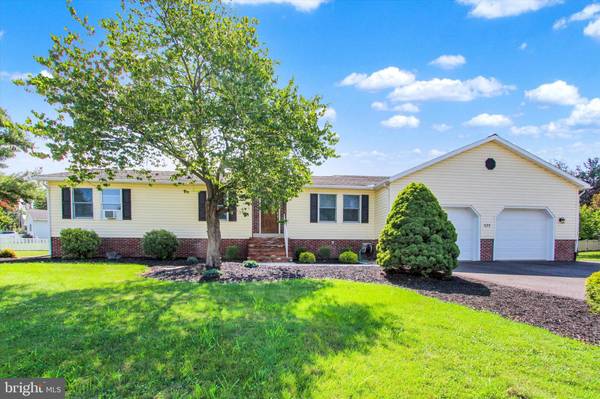 575 LAKE MEADE DR, East Berlin, PA 17316