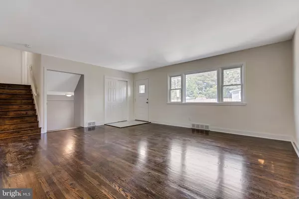 Glendora, NJ 08029,38 5TH AVE