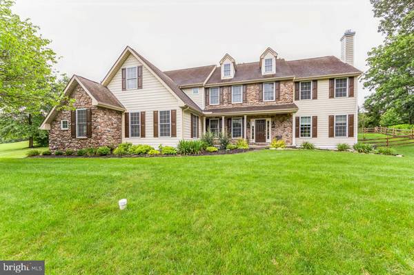 15 RICO CIR, Downingtown, PA 19335