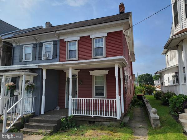 233 SOUTH ST, Lehighton, PA 18235