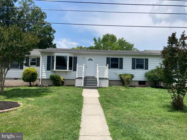 5 SUNSET DR, Pennsville, NJ 08070