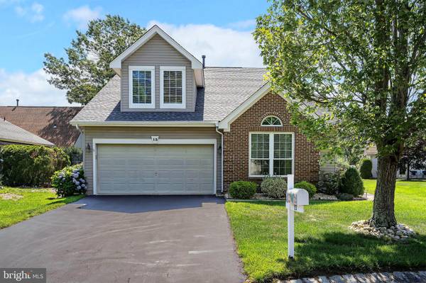 13 STRAUSS CT, Bayville, NJ 08721