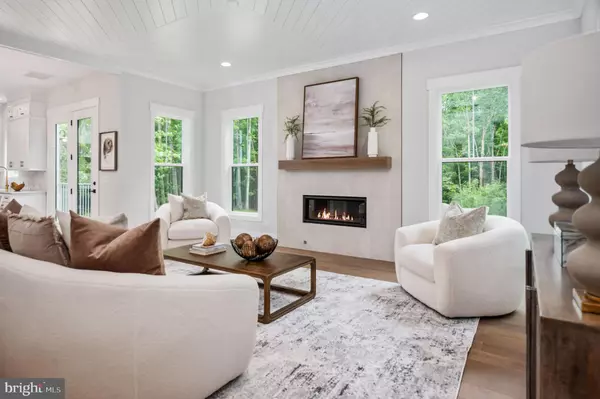 Fredericksburg, VA 22407,9442 SIGNATURE WAY