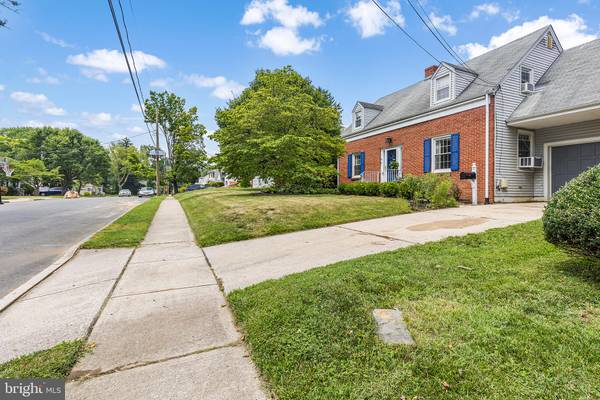 Ewing, NJ 08618,17 PATTON DR