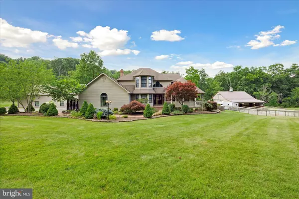 7461 STEIN RD, Zionsville, PA 18092