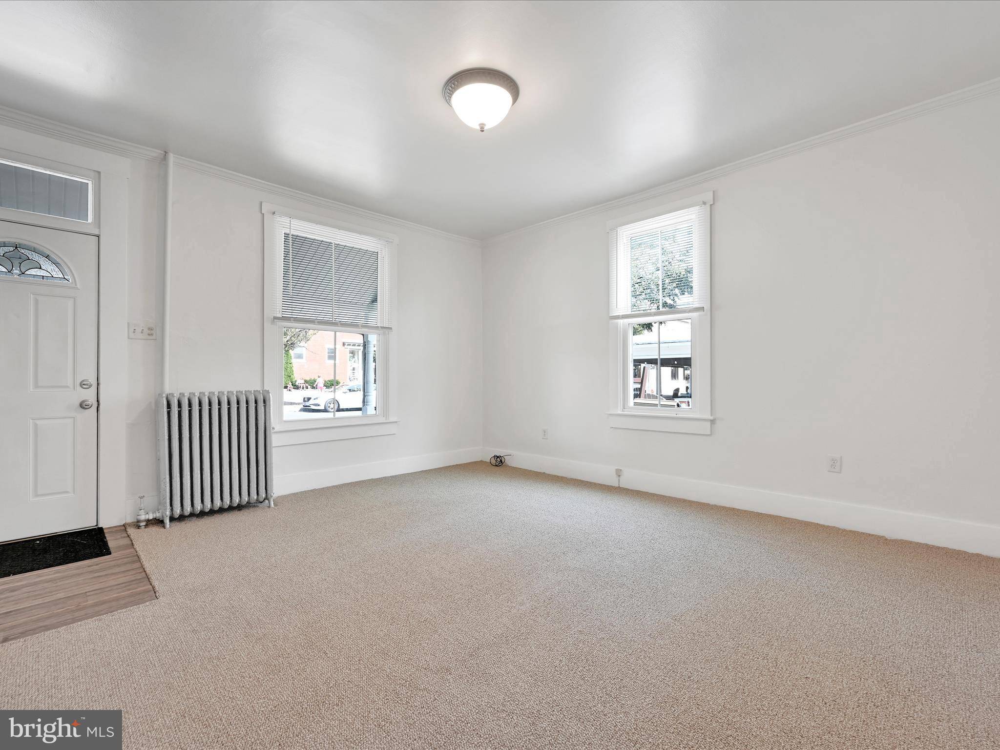 Mount Joy, PA 17552,5 S MARKET ST