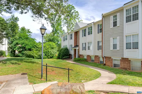 Charlottesville, VA 22902,1217 VILLA LN #F