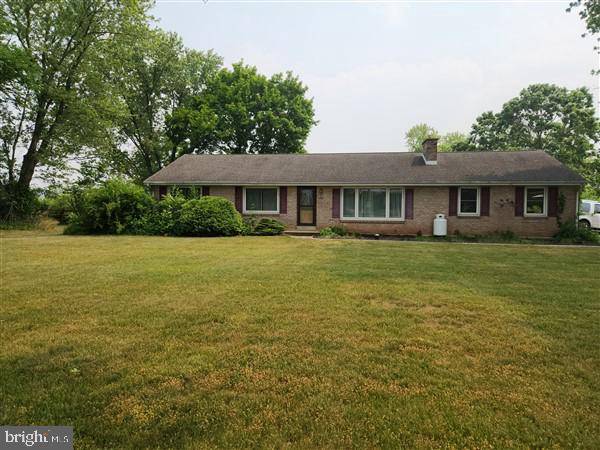 1351 MAPLEDALE RD, Elizabethtown, PA 17022