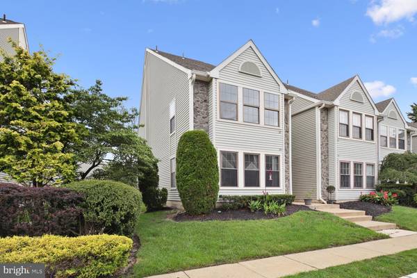 27 CHELMSFORD CT, Marlton, NJ 08053