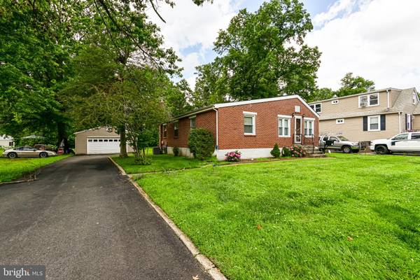 117 BEECH AVE, Elsmere, DE 19805