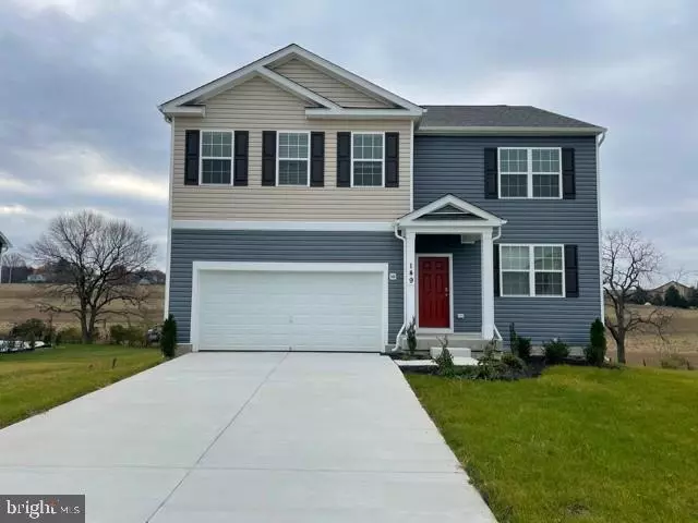 306 AYLESBURY LN, Martinsburg, WV 25403