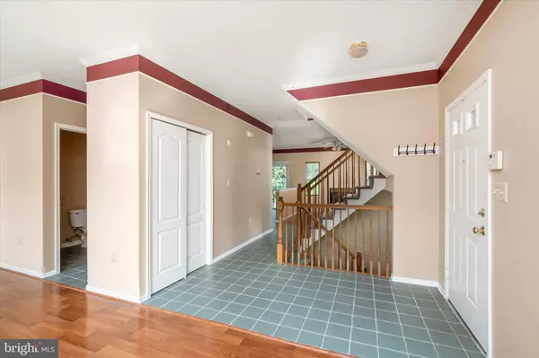 Freehold, NJ 07728,3001 SMOKE HOUSE CT