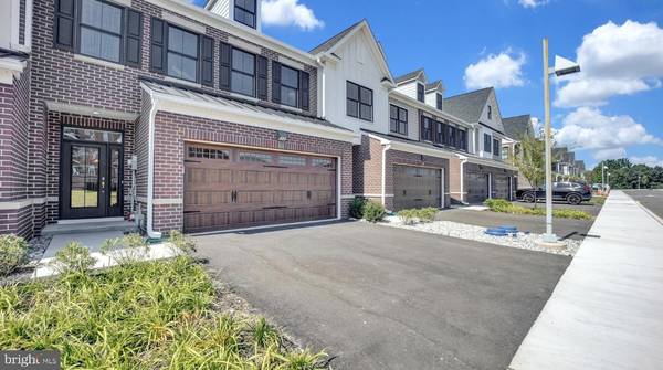 52 RIVERWALK, Plainsboro, NJ 08536