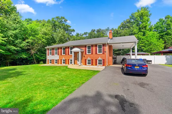 Waldorf, MD 20601,3625 FOREST VIEW DR