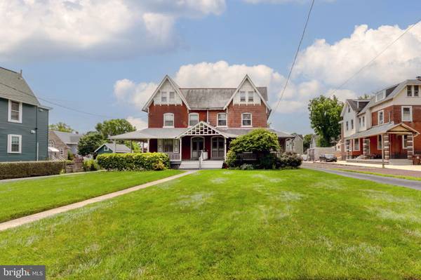 24 E STEWART AVE, Lansdowne, PA 19050