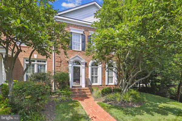 1390 INGLESIDE AVE, Mclean, VA 22101