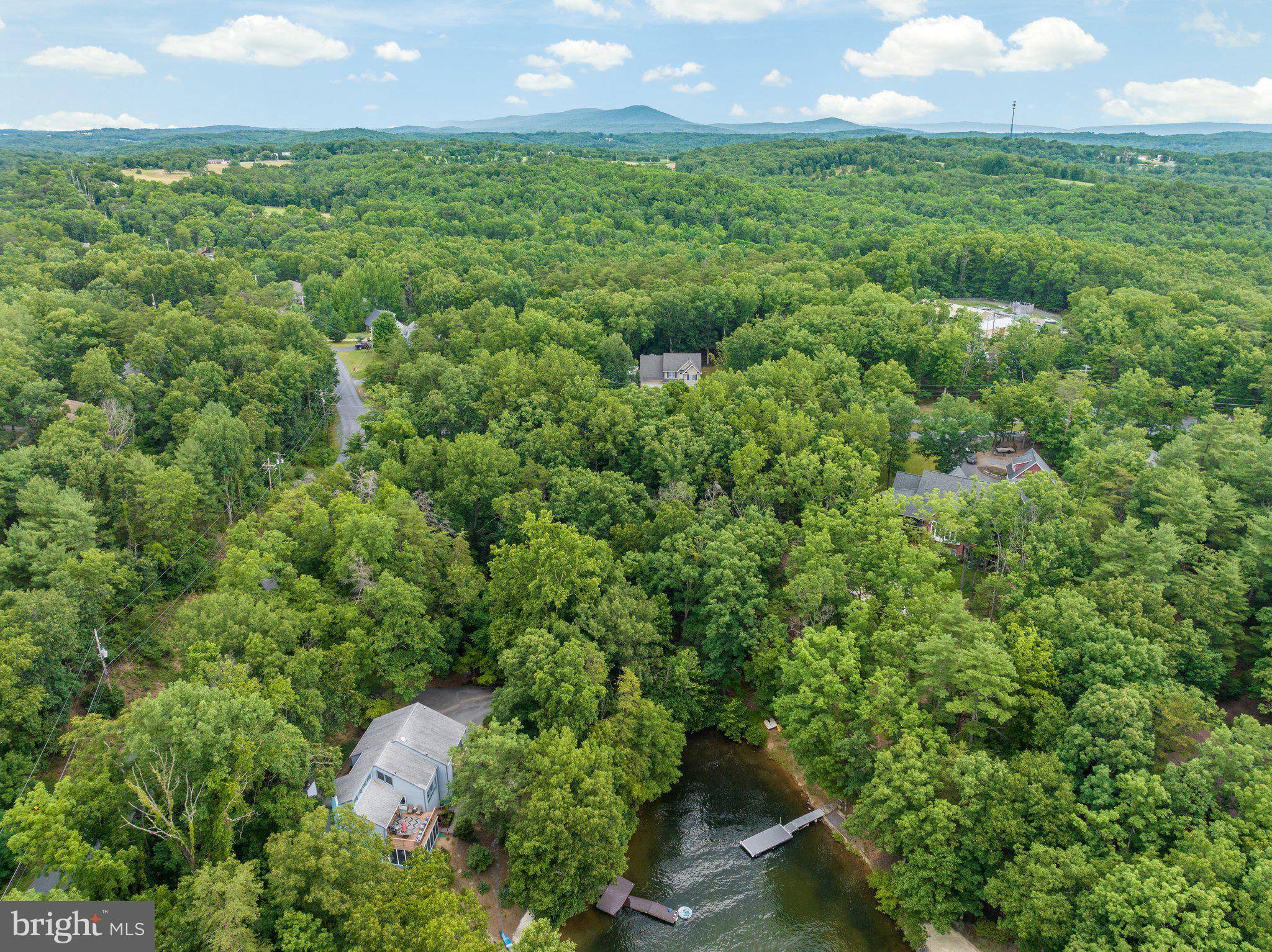 Cross Junction, VA 22625,150 S LAKEVIEW
