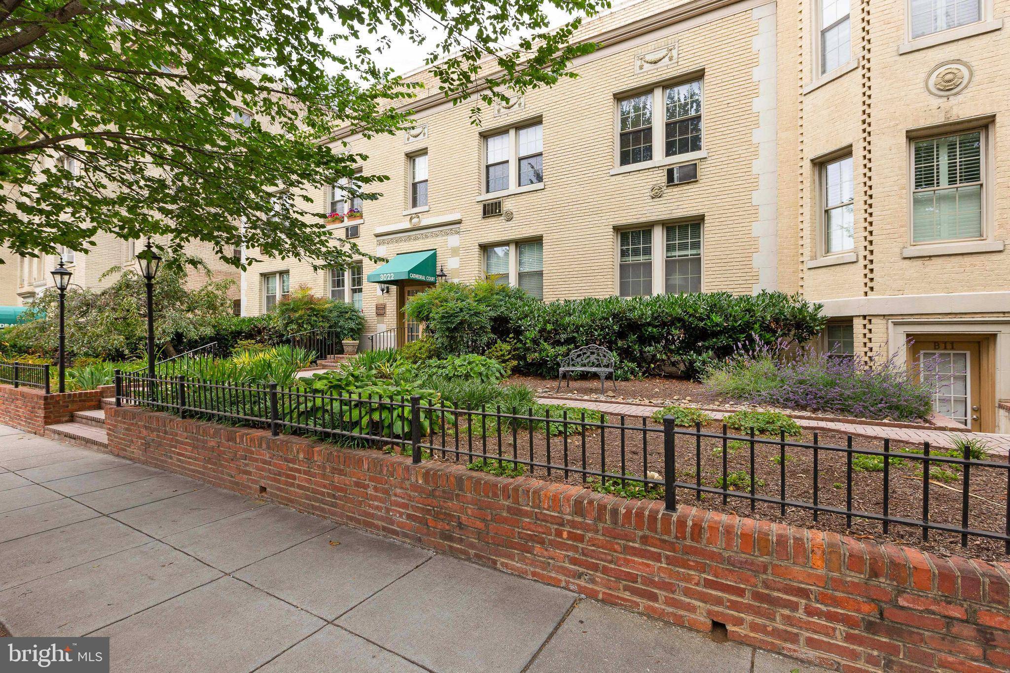 3022 WISCONSIN AVE NW #106, Washington, DC 20016