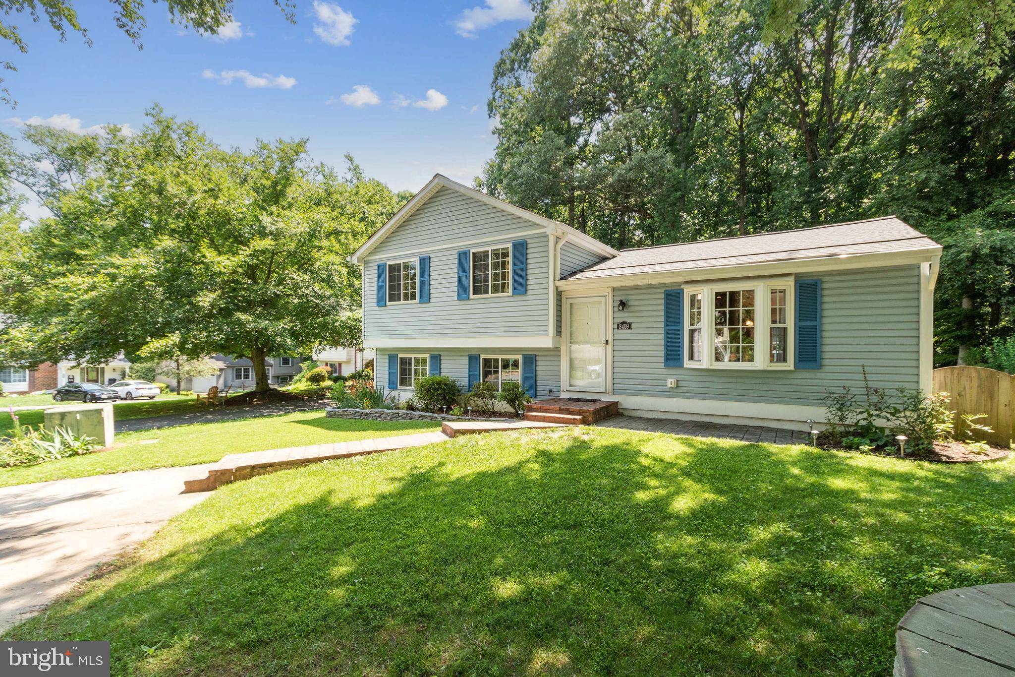 Springfield, VA 22153,8409 RAINBOW BRIDGE LN