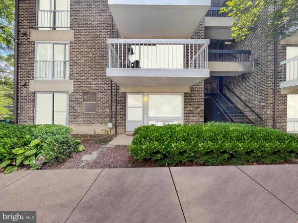 3300 HEWITT AVE #2-1-B, Silver Spring, MD 20906