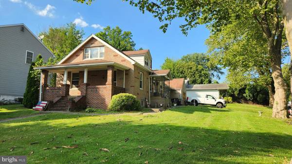 2703 OLD WELSH RD, Willow Grove, PA 19090