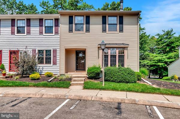 909 KINGS CROFT, Cherry Hill, NJ 08034