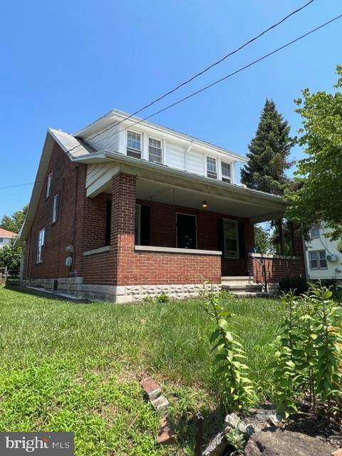 25 E PERSHING AVE, Lebanon, PA 17042