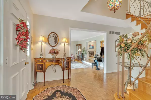 Yardley, PA 19067,971 PRINCESS DR