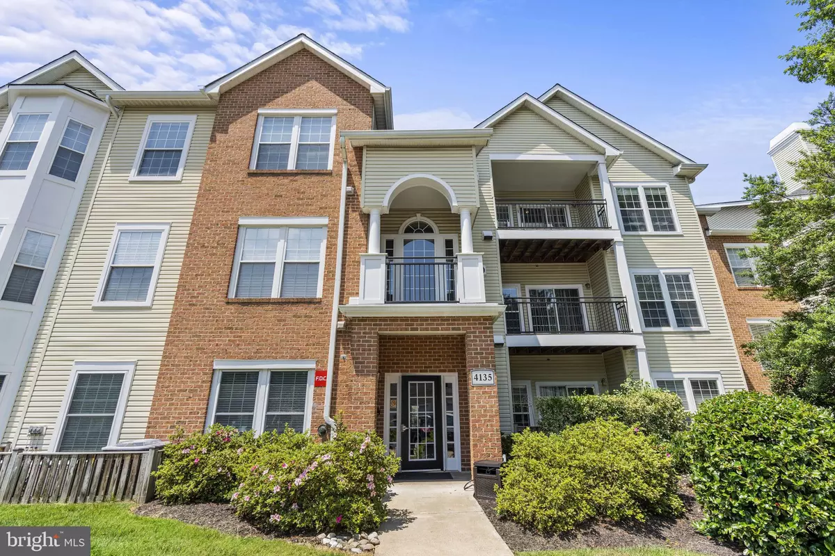 Fairfax, VA 22030,4135 FOUNTAINSIDE LN #304