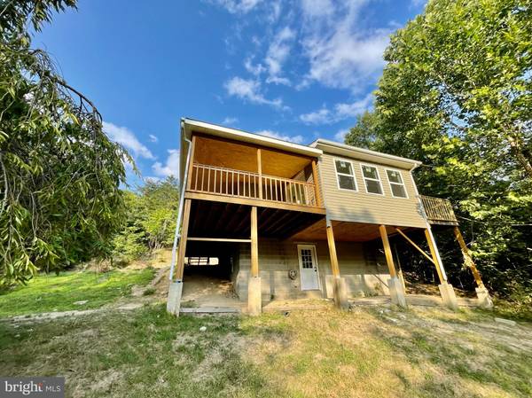 Berkeley Springs, WV 25411,795 BIRCH GROVE LN